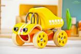 Деревянная игрушка Hape машинка из бамбука "E-Truck"